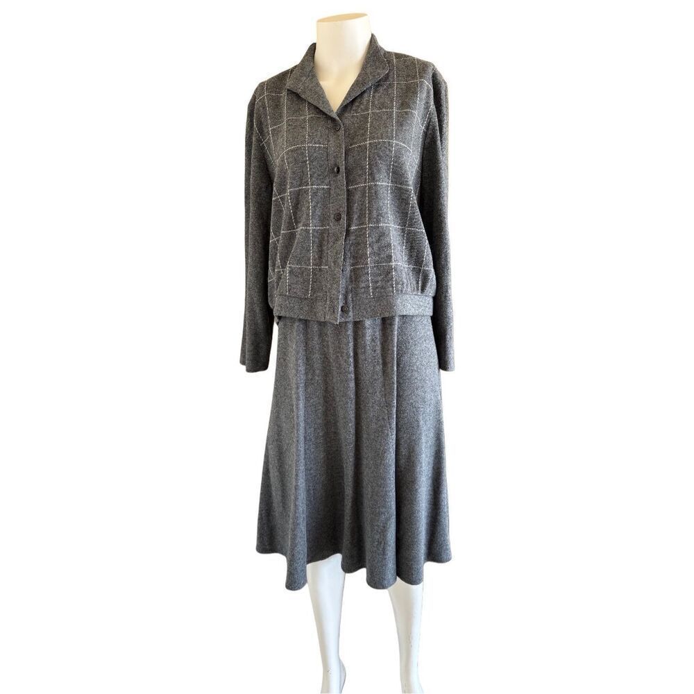 Petites by Willi grey plaid womens L 2 pc set sweater skirt blouse comfy dressy